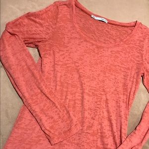 Maurices M salmon colored long sleeve burnout.